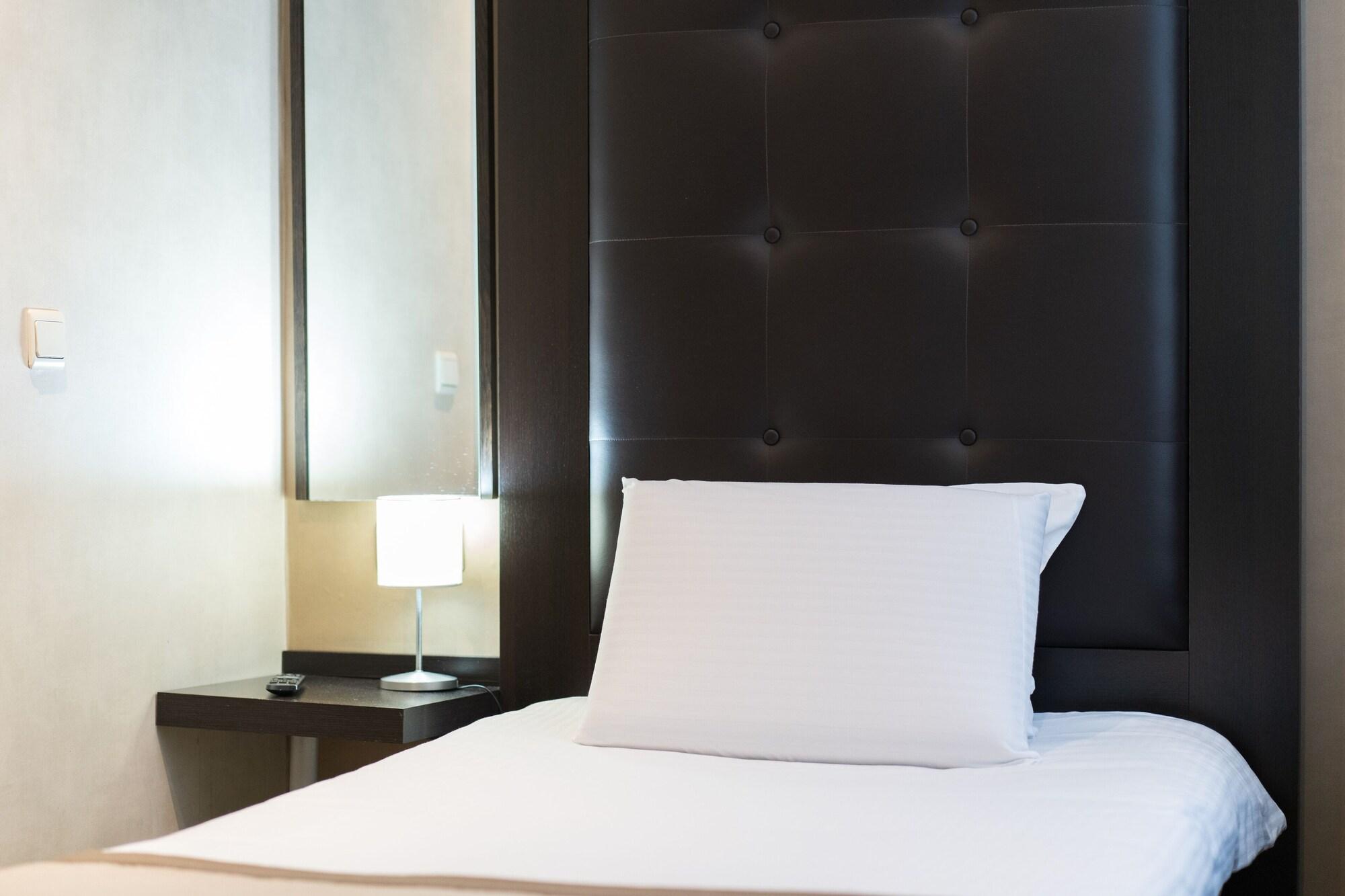Hotel Chambord Brussel Bagian luar foto